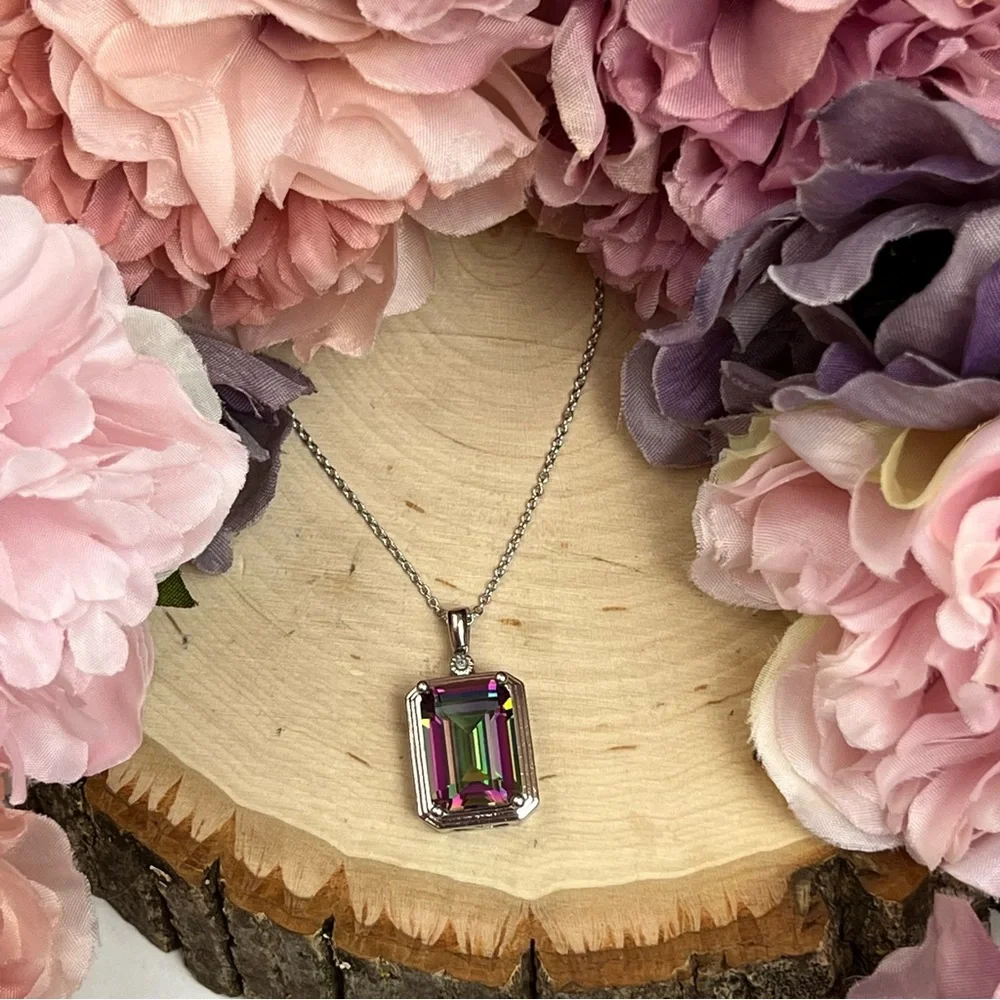 Stunning 10 Carat Mystic Topaz Necklace with Diamond Accent - Picture 11 of 16